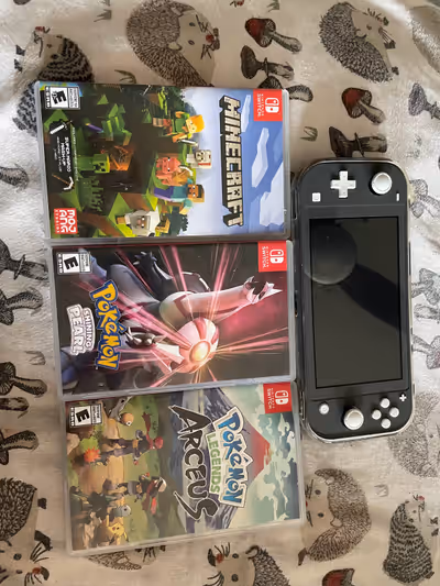 Both work as they should switch comes with 128gb storage sd but no charger 450 OBO