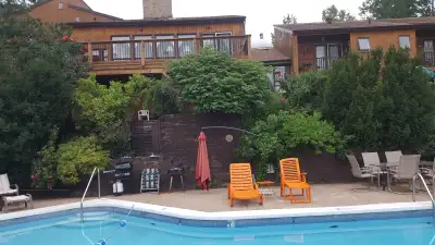 Shared Home-Furnished Room-Pool & Hot Tub