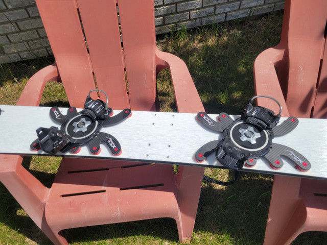KESSLER ALPINE 185 cm with Plate and Bindings -USED ONLY TWICE in Snowboard in Calgary - Image 2