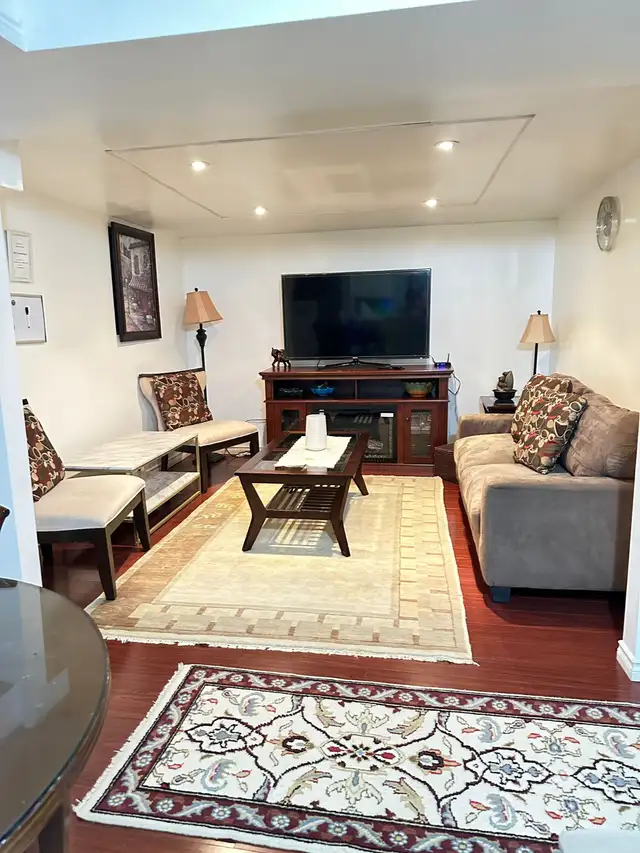 Two bedrooms basement appartment for rent in Long Term Rentals in Markham / York Region - Image 2