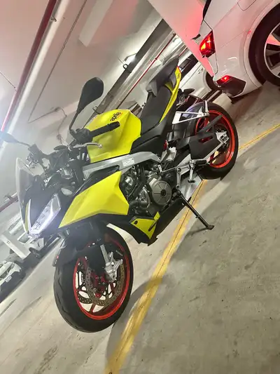 Mint condition, well maintained, stored indoors, USB charger for phone, never dropped. Includes tric...