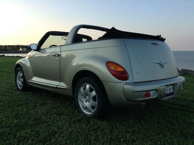 PT CRUISER CONVERTIBLE in Cars & Trucks in Dartmouth - Image 4
