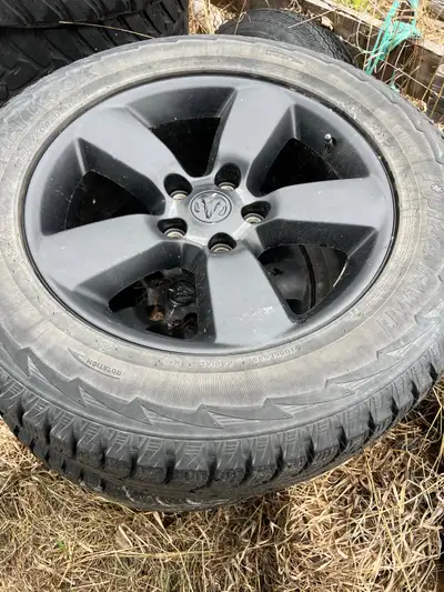 20 inch rims off a 2021 Dodge Ram 1500 excellent condition open to trades let me know what you got....
