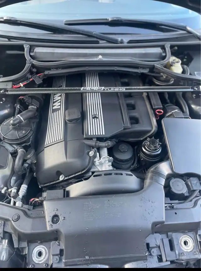 BMW E46 330i Convertible 2004451655428516106243