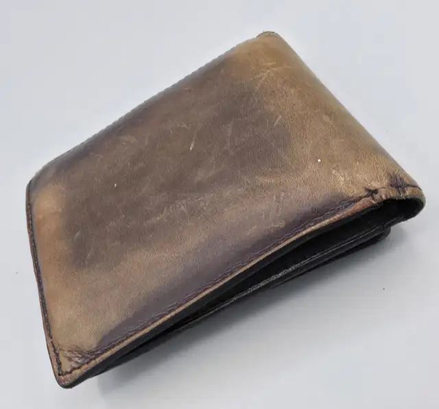 Berluti Scritto Venezia Leather Wallet & Card Holder Set in Men's in Edmonton - Image 11