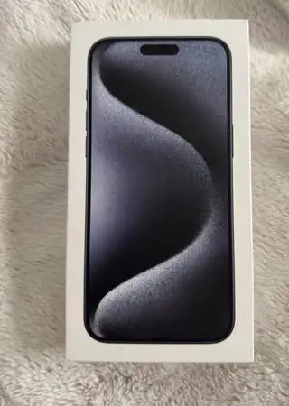 iPhone 15 pro max blue titanium 256GB in Cell Phones in Barrie - Image 4