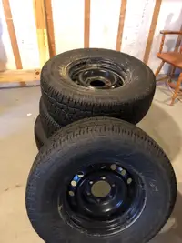 265/70/16 Winter tires and rims 