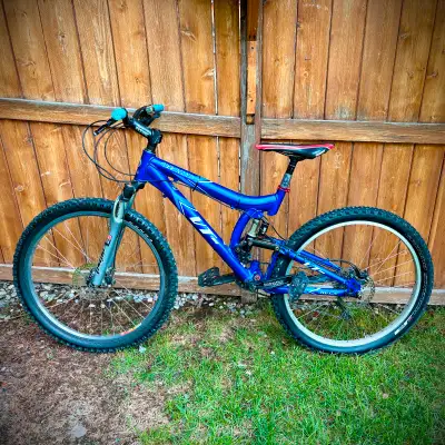 Giant VT Two Full Suspension Mtn. Bike - 16.5" frame/26" wheels, View more