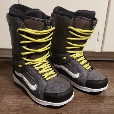 New Mens Size 11 VANS Snowboard Boots, View more