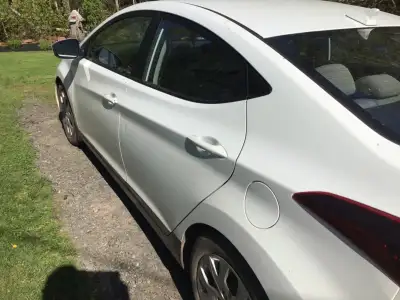 2014 Hyundai Elantra GL just inspected in may air,heated seats,lady driven,253000 klm,engine replace...