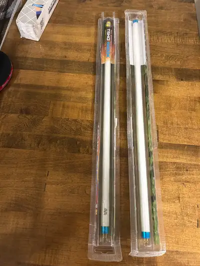 I'm offering two SunBlaster T5HO 6400K full spectrum grow lamps, designed to help your plants thrive...