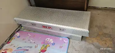 Fits quarter ton trucks. Came off a 2007 Tacoma. Comes with key Cash or e-transfer accepted.