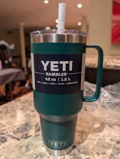 Yeti Rambler Mug 42oz 1.2l Straw Lid Black Forrest Green NEW, View more
