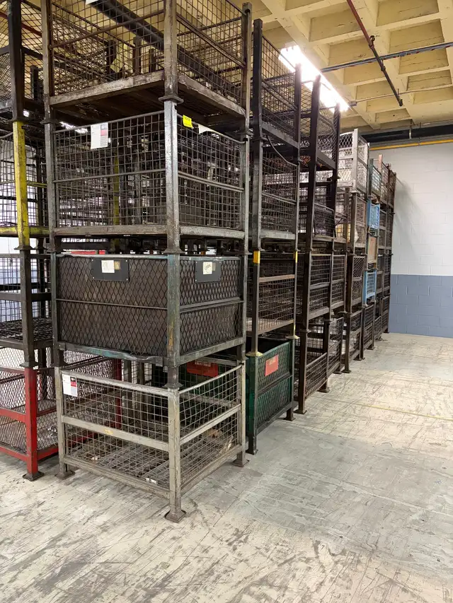 Paniers grillagés - Wire mesh bins in Other in Drummondville - Image 4
