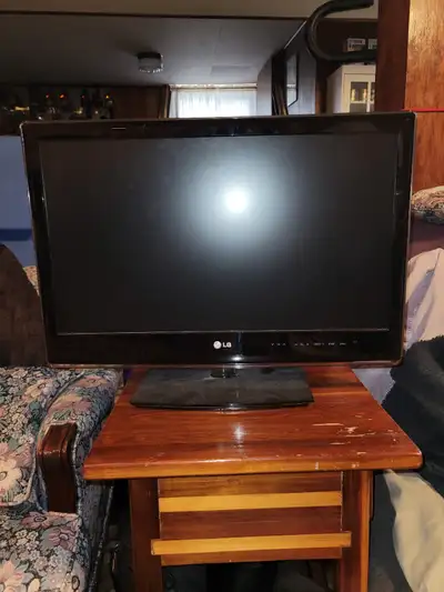2 Used LG 22 Inch LCD TVs $40/each, View more