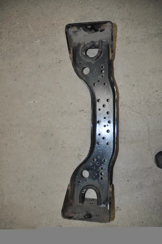 crossmember double neuf pour camion mack truck new in Other in Lévis - Image 4