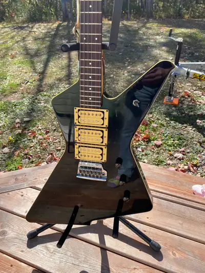 1984 Ibanez Destroyer DT155, View more