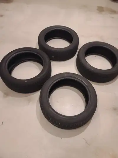 About 50% tread left, good for 1-2 more seasons, fit my 2021 Honda Pilot, but no long have the suv....