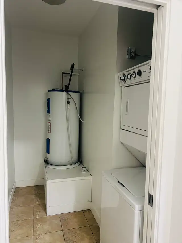 1 Bedroom plus den apartment in Other in Delta/Surrey/Langley - Image 10
