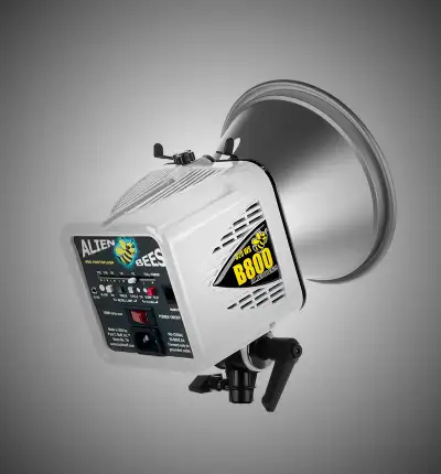 White AlienBee Flash / Mono-Lights, View more