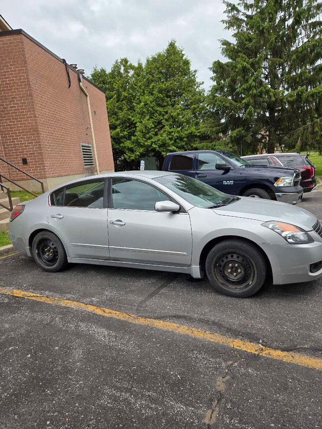 2009 Nissan Altima in Cars & Trucks in Kingston - Image 2