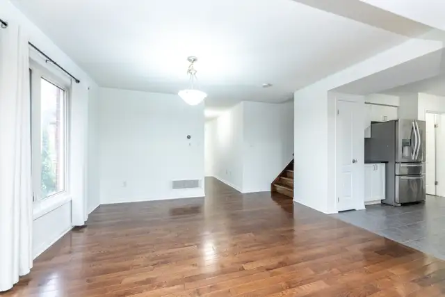 PRIVATE ROOMS FOR RENT in Room Rentals & Roommates in Oshawa / Durham Region - Image 5