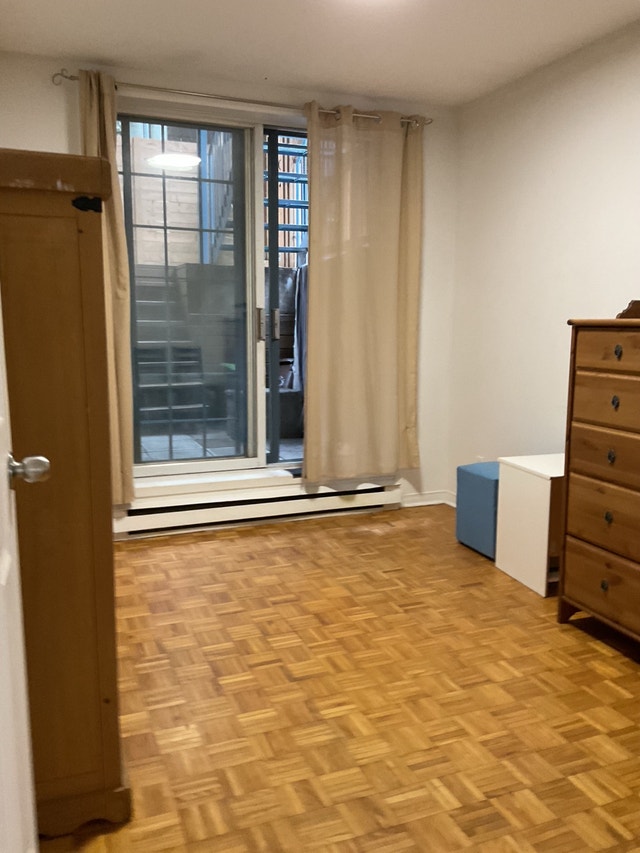 Joli appartement à louer près du métro Berri UQAM — photo 2
