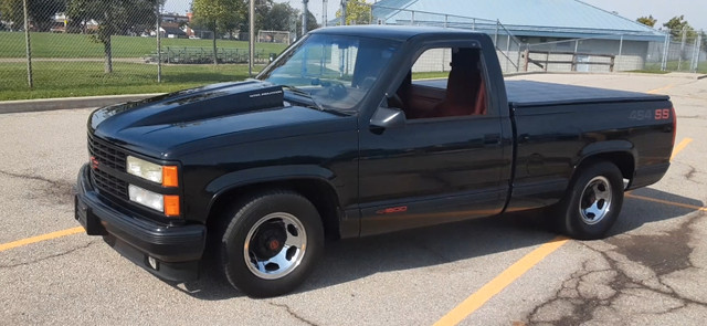 1990 Chevrolet 454SS pick up in Classic Cars in Hamilton