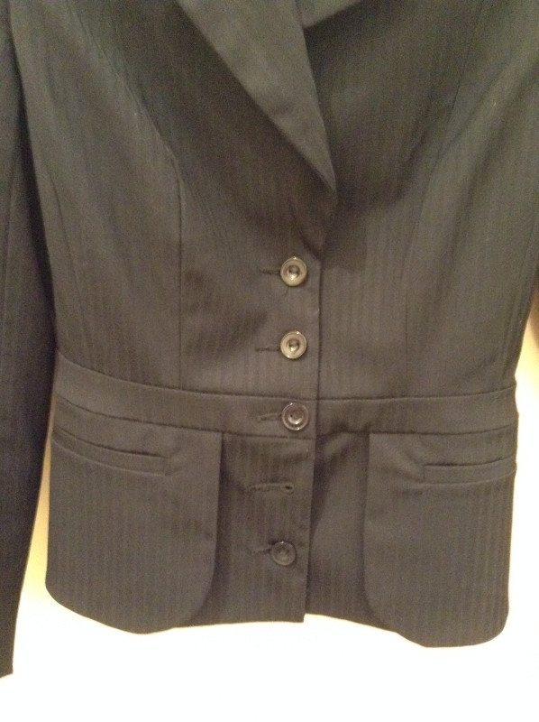 Only $40 for this brand new vintage Vero Moda blazer! in Women's - Tops & Outerwear in City of Toronto - Image 2