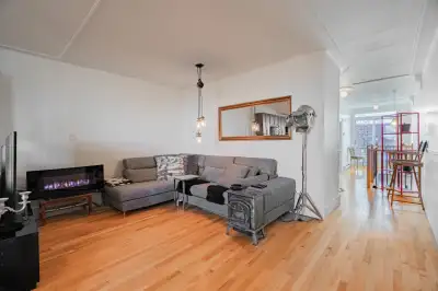 Rosemont!!!3e Étage!!! 950 pc!!!!Meublé ou semi meublé !!!!