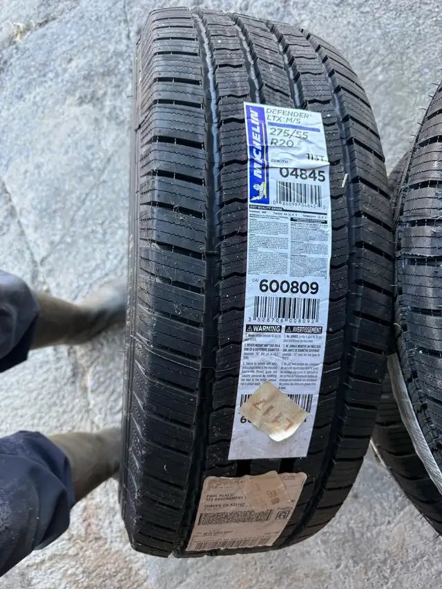 Michelin Defender Summer Tires  in Tires & Rims in Renfrew - Image 4