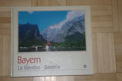 À vendre 1 manuel regroupant toutes les informations que vous devez savoir sur La Bavière. Il est il...