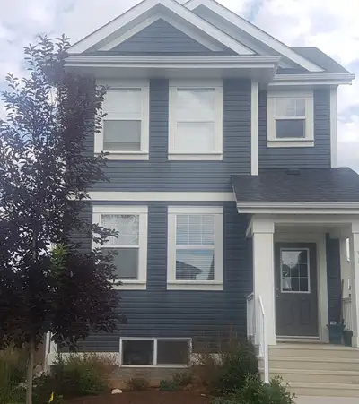 Note- Rent is $695 if you work in town BUT if you work out of town 75% of the time or more, I will r...