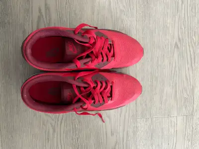 Nike Air Max Sneakers – Red/Burgundy, View more