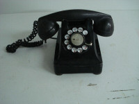 Vintage Telephone - Desk Top