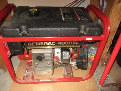 Génératrice  ancien  modèle   4000 watts , 3200  continu, View more