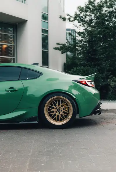 Firm on the price pretty much brand new condition 18x9 rears 18x8 fronts Freshly powered coated in R...