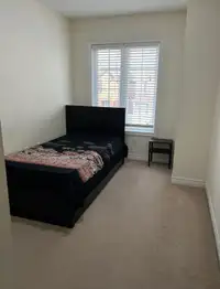 Room For Rent to Female Student in Brampton West