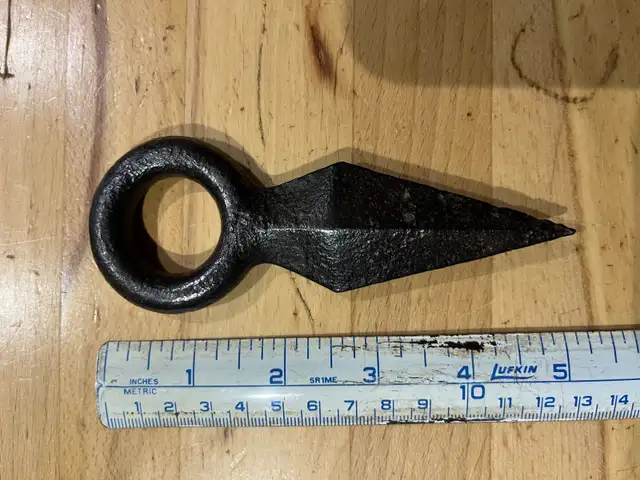 Antique raft spikes & Log Dogs, Soo Line and others in Hand Tools in North Bay - Image 8