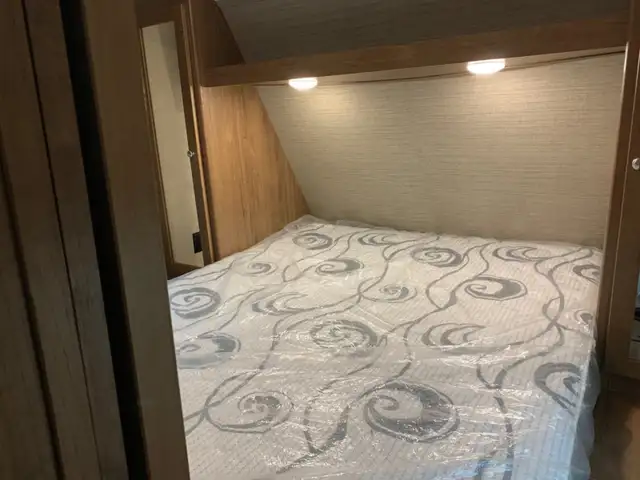 2019 Dutchmen Aspen Trail RV in RVs & Motorhomes in Kingston - Image 9