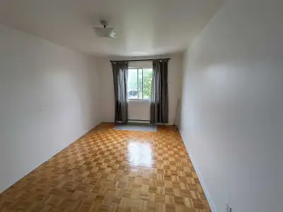 Bonjour, Je cherche une sous location pour septembre. Deux adultes. Merci