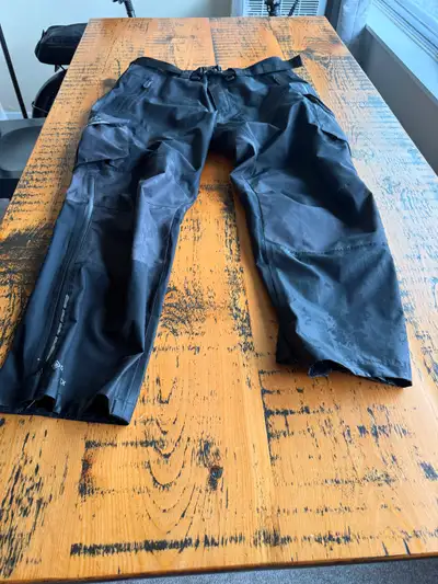 Cabela Guidewear Gortex Rain Pants, View more
