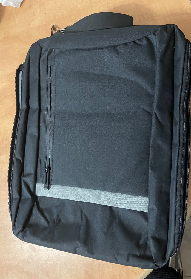 Padded computer backpac in Other in Dartmouth - Image 2