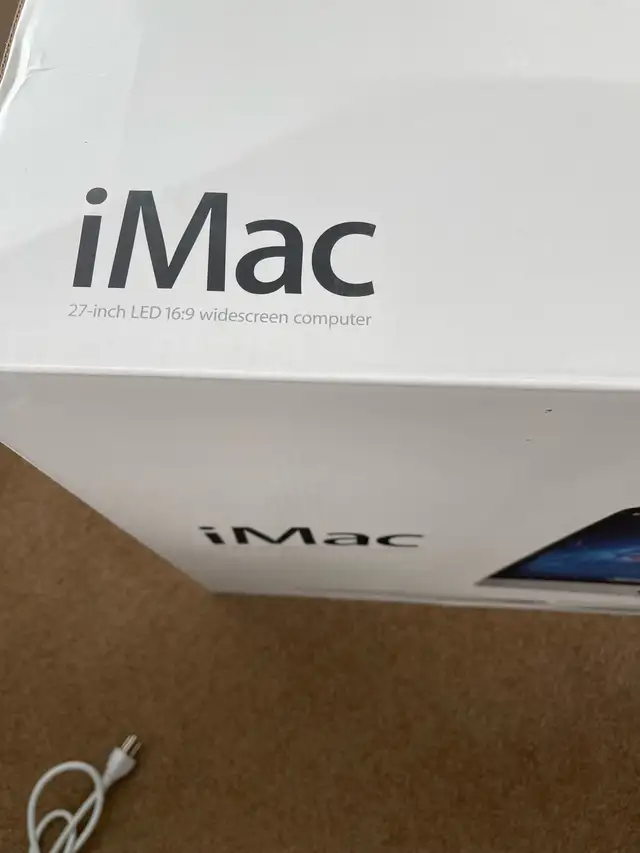 Apple iMac in Desktop Computers in Calgary - Image 3
