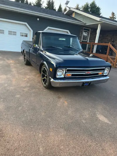 454 big block 700 R transmission 12 bolt posi rear end Call no texts please