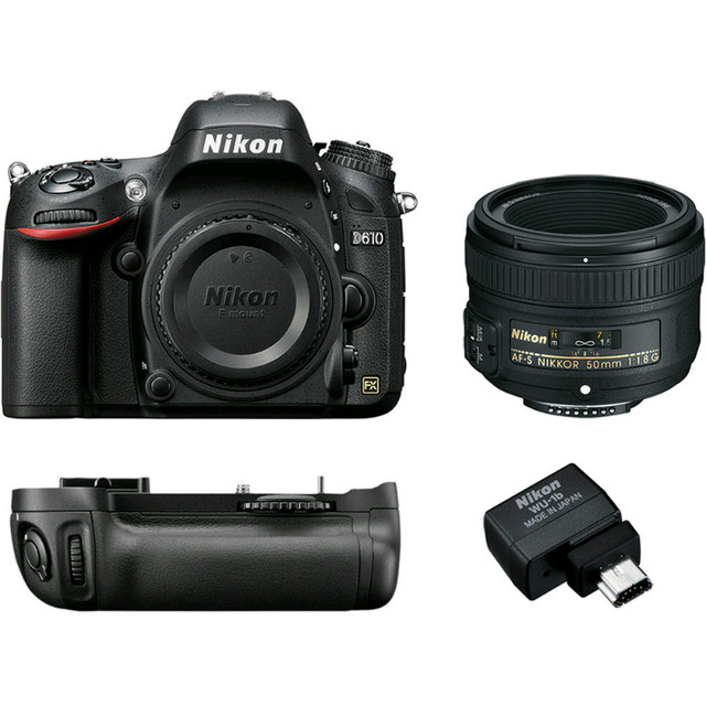 Nikon D610 DSLR Bundle with 50mm f/1.8G lens dans Appareils photo et caméras  à Ville de Montréal