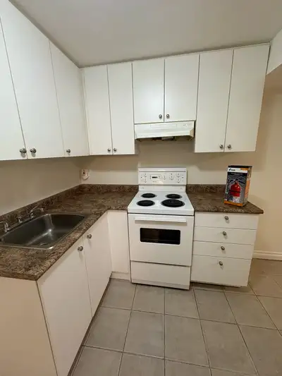 1 BR Basmnt Apartmnt in Heartland 1500$