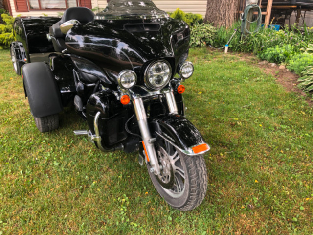 2017 Harley Davidson Triglide in Touring in London - Image 4