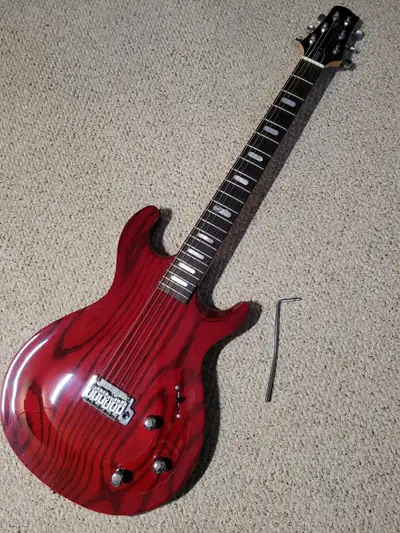 Line 6 Variax 700 tremolo model guitar, View more