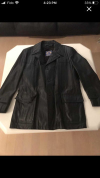 Men’s Large Black Leather Jacket - Manteau De Cuir  Hommes
